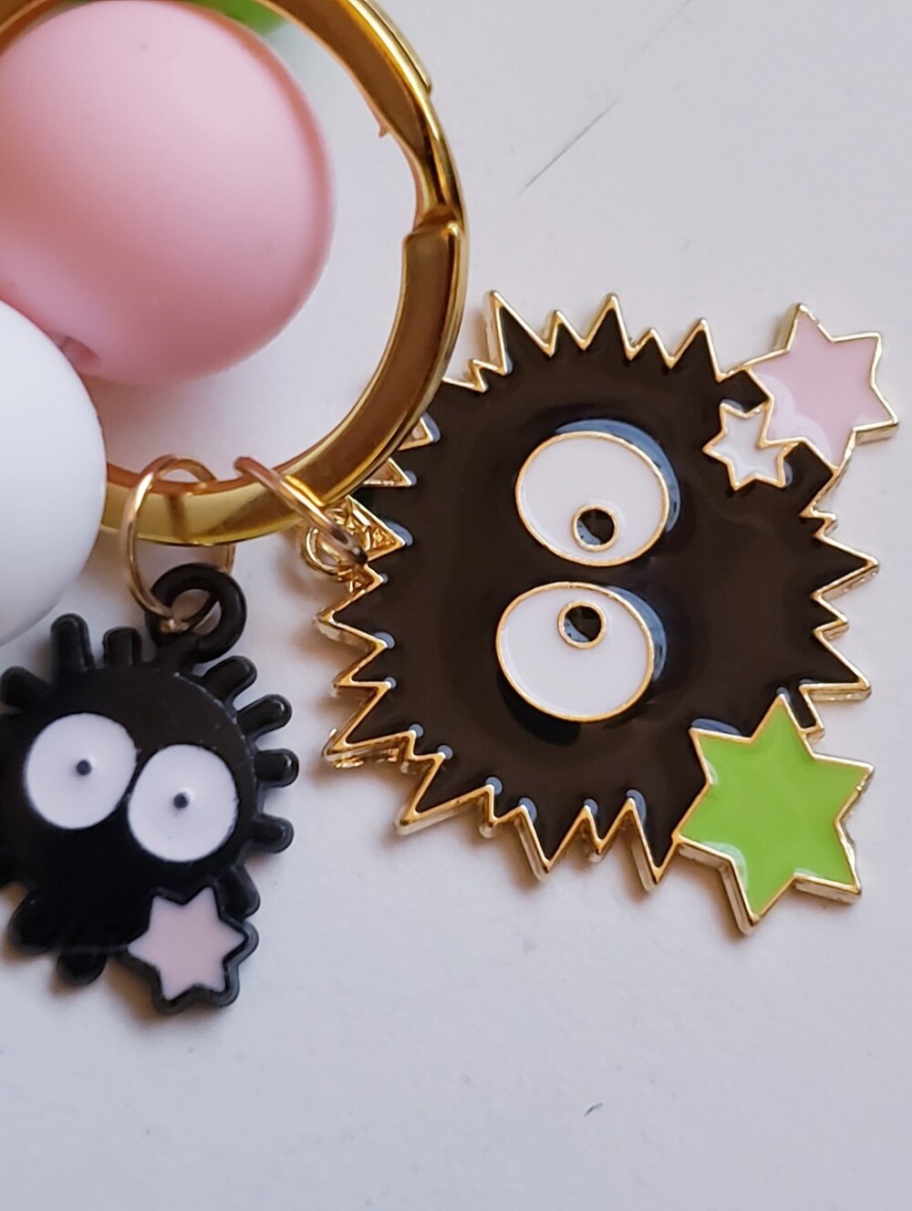 Handmade Silicone Focal Beaded My Neighbor Totoro Soot Sprite Wristlet Keychain - Picture 3 of 3